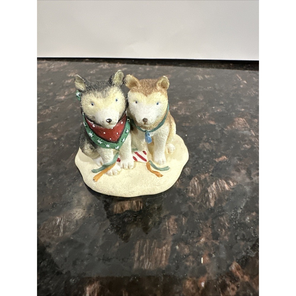 Vintage 1999 Debbie Mumm Christmas Decor Huskies Figurine